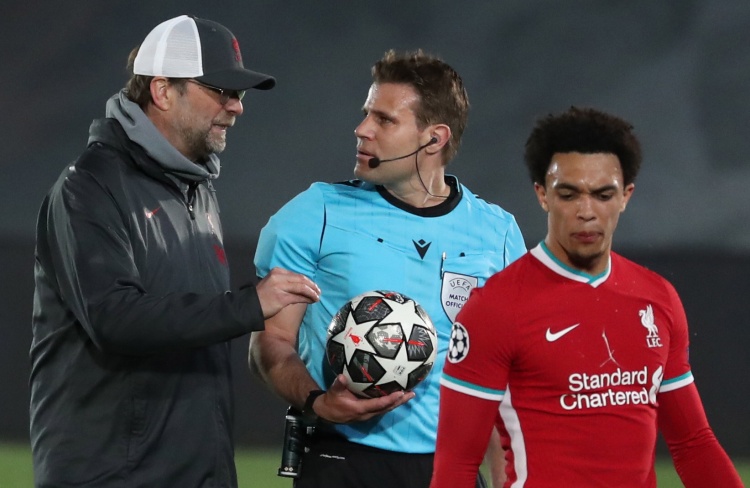 斯洛特：我们需要加强定位球防守；维尔茨带来了创造力